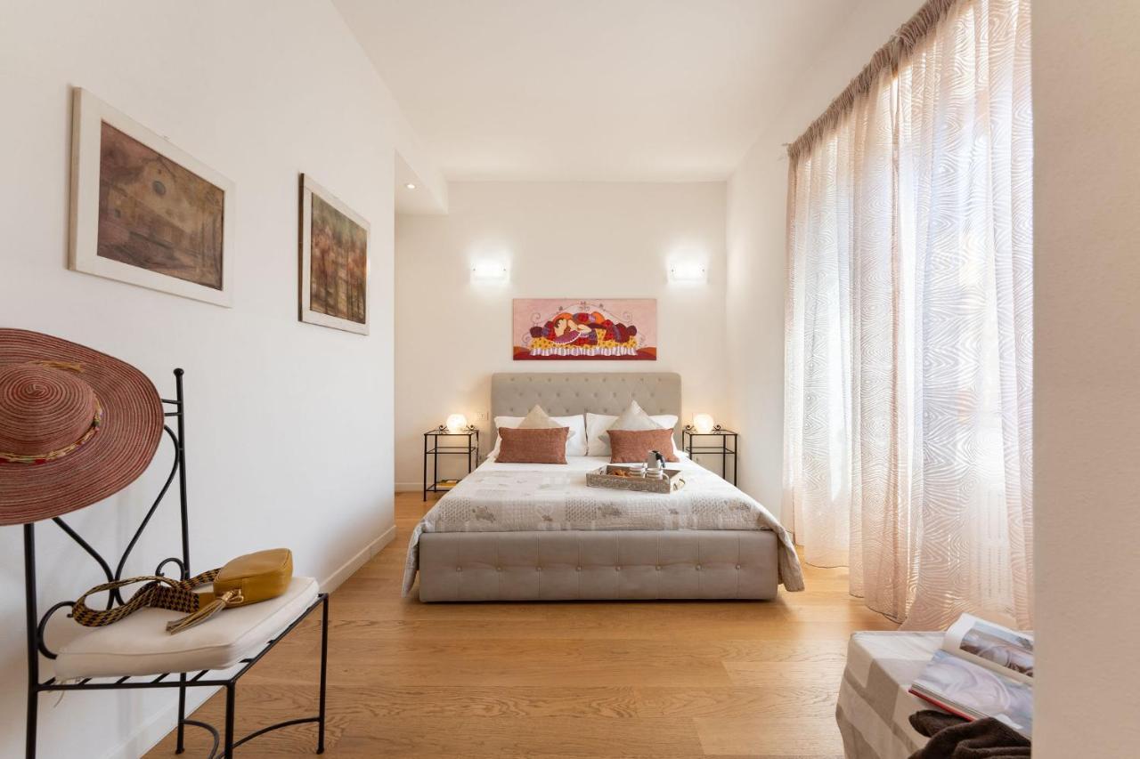 Santa Maria Novella - Flo Apartments Φλωρεντία Εξωτερικό φωτογραφία